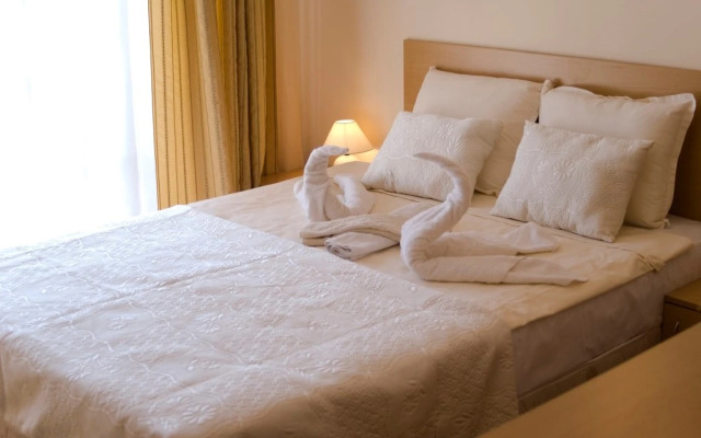 Royal Dreams Holiday Village