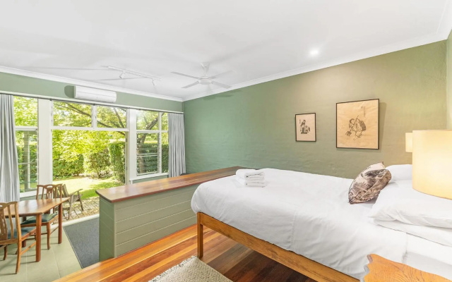 MILHOUSE Berry 4pm Check Out Sundays except Peak season — hotel in Berry