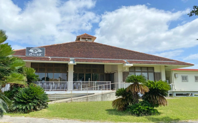 Shimojishima Coral Hotel (Irabujima)