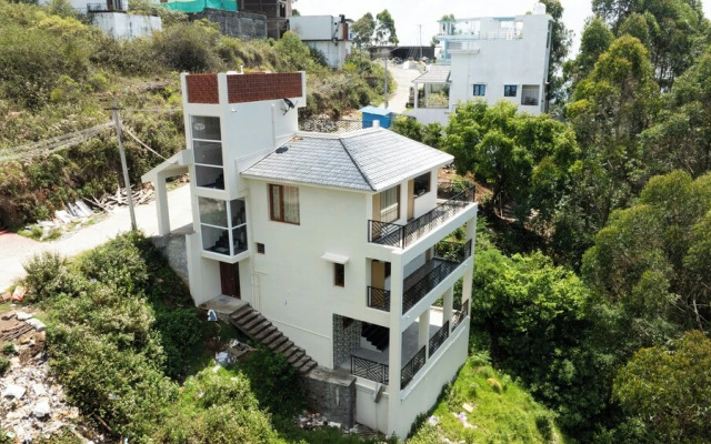 Thalir  Nest Valley View