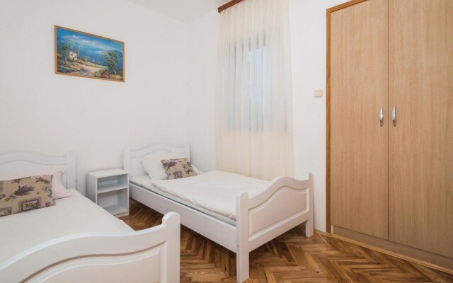 Stunning Apartment in Senj With 4 Bedrooms