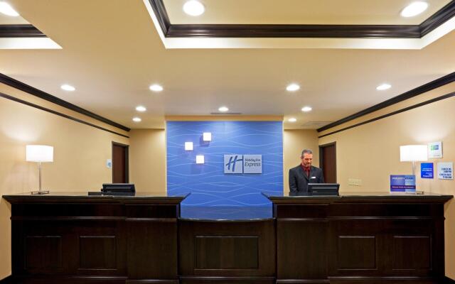 Holiday Inn Express Hotel & Suites Syracuse North - Cicero, an IHG Hotel