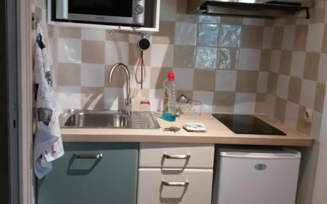 Studio dans résidence