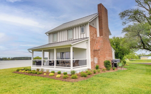 Waterfront Maryland Vacation Home: Private Beach!