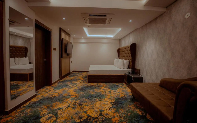 Royal Ritz