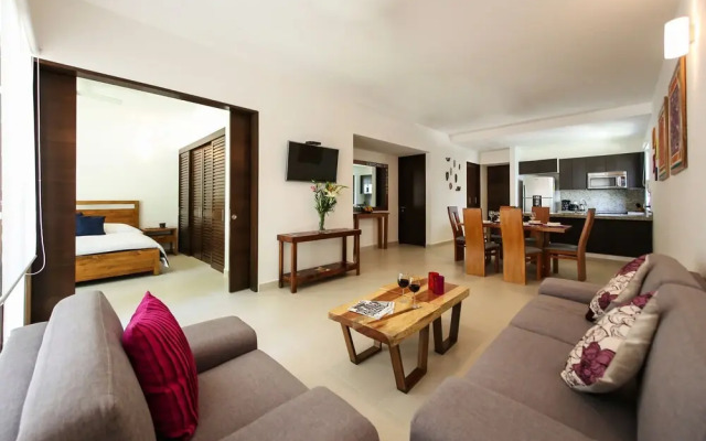 HIRA G2 Couples Retreat by Gate48