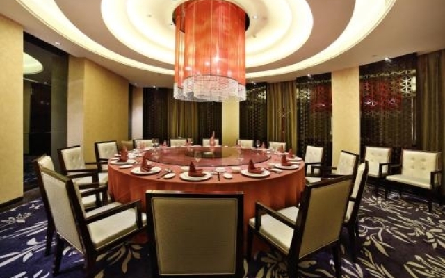 Ningbo East Harbour Hotel