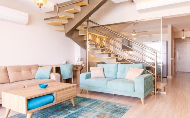 Spacious Flat with Pool in Kusadasi
