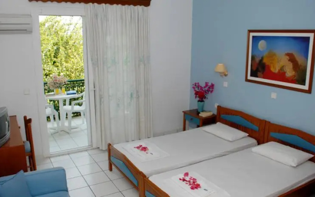 Paradise Hotel