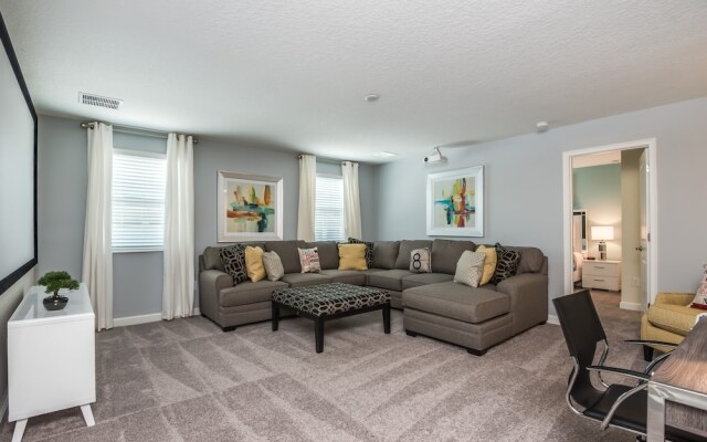 1596 Sandbagger Drive