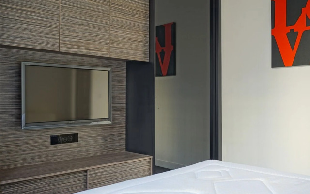 Champs-Elysées - 2 pièces - Paris 8