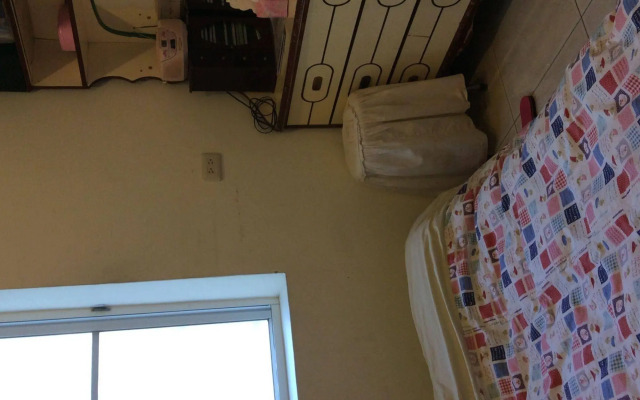Phd's Guest House I