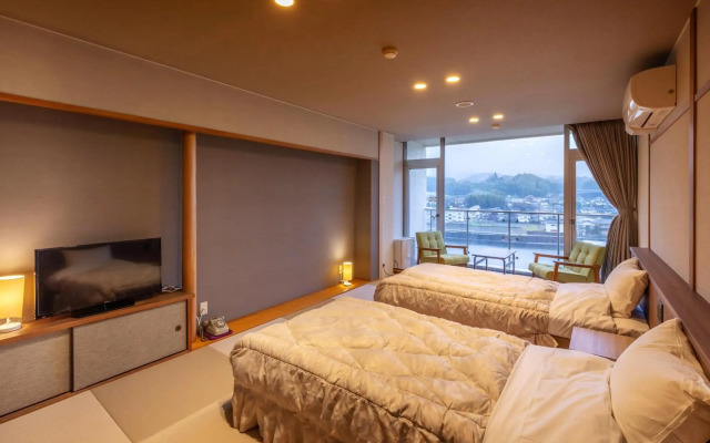 Shokyoto No Yu Mikuma Hotel