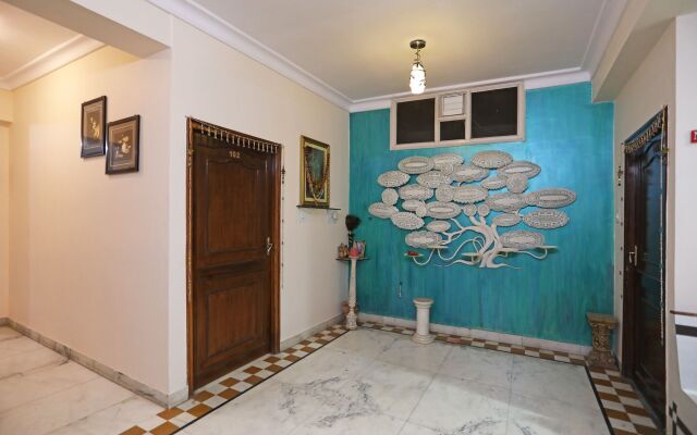 OYO 10326 Hotel The Indra INN