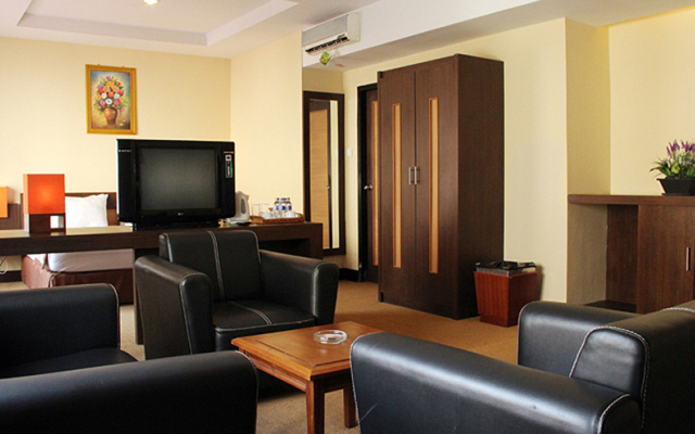 Abadi Hotel Sarolangun – Hotel Rooms – Sarolangun
