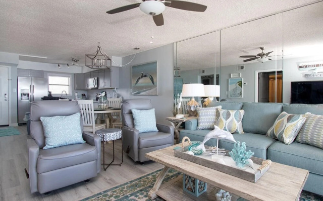 Seaside Beach & Racquet 4708