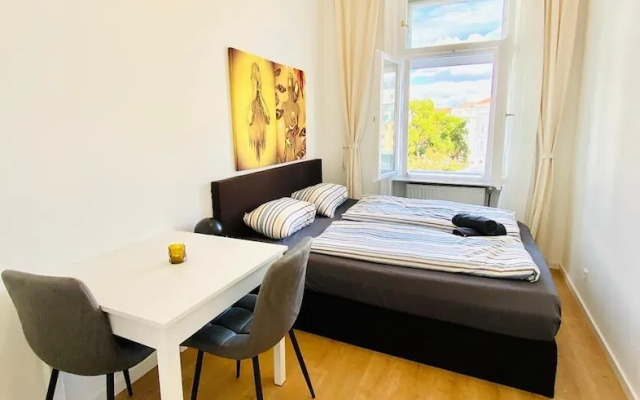 Stylish 5BR 7min to Westbahnhof
