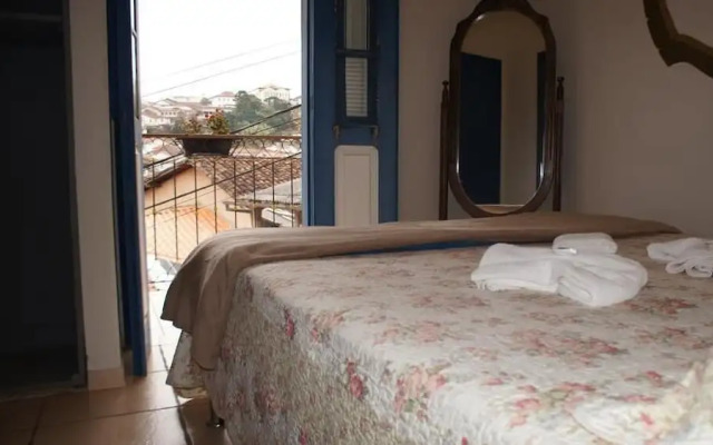 OYO Hospedaria Mineira