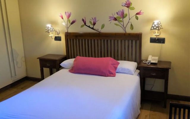 Palacio Fernández Heres Hotel Rural