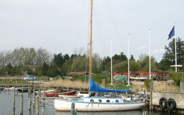 Seaside Holiday Home for 4 in Askeby