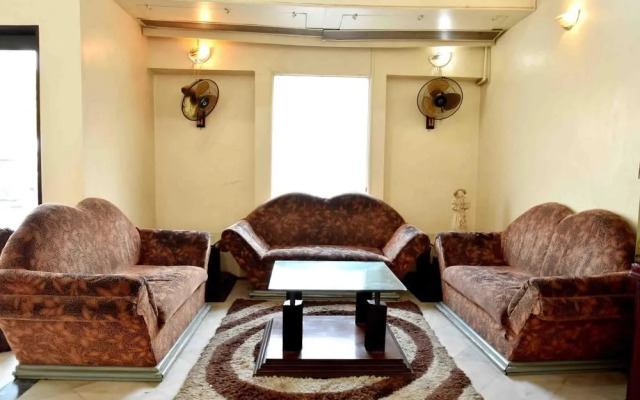 OYO Rooms Near CHL Hospital Indore