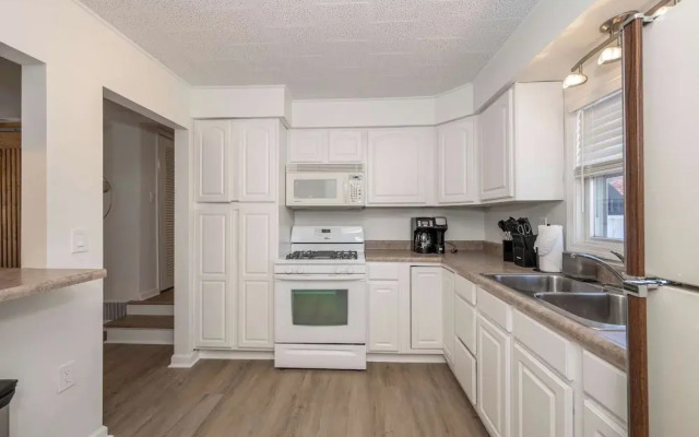 The Grand Elm Suite 2 Sleeps 6