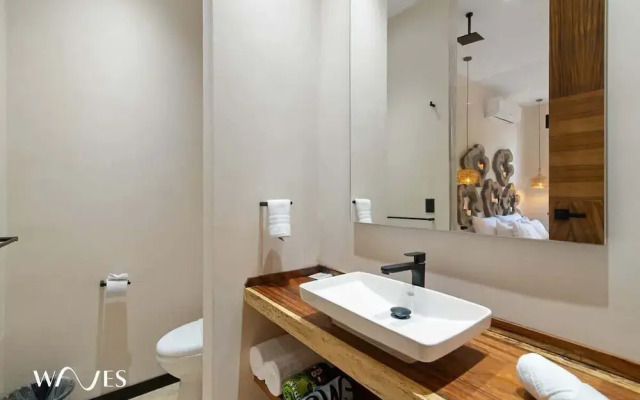 Boho Chic Style Cozy Great Located Roof Pool