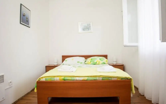 Apartments Bungevilla