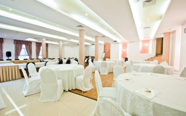 Best Western Premier Accra Airport Hotel