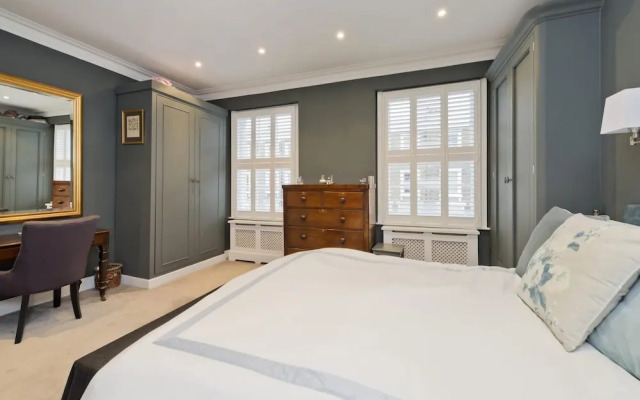 Fantastic 2bed Flat With Private Roof Terrace