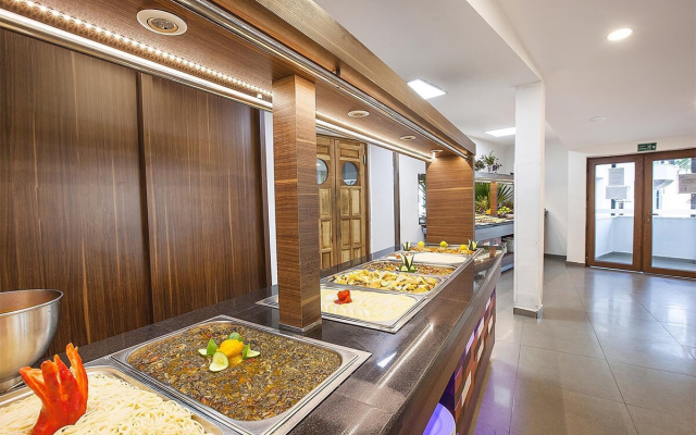 Illusion Beach Club Hotel +16 Only Adult