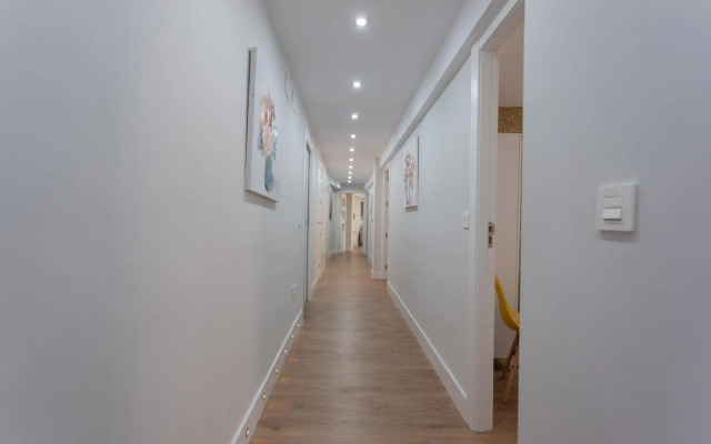 Apartamentos Reina Isabel