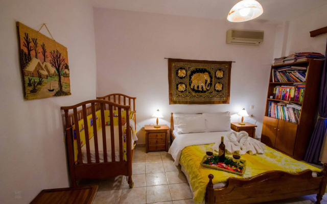 Tzaneria Apartments