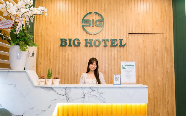 Big Hotel