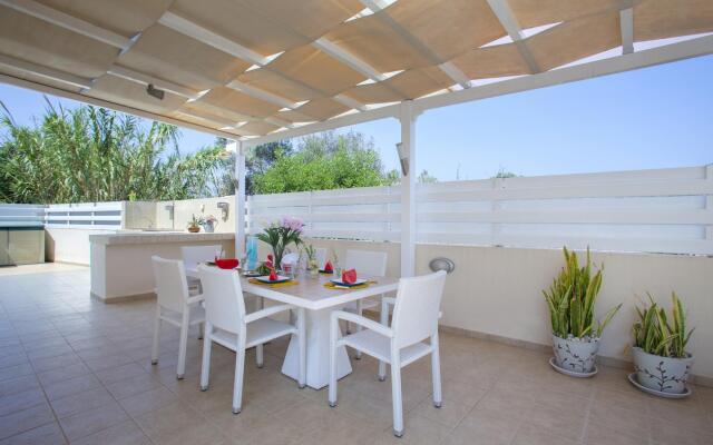 Villa Posidonas 3