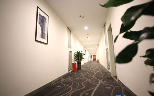 7 Days Inn Chongqing Fuling Nanmenshan Walk Street Branch