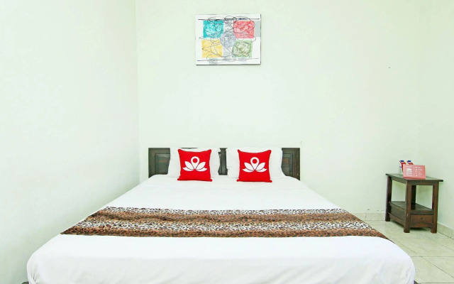 Gong Corner Guest House 2