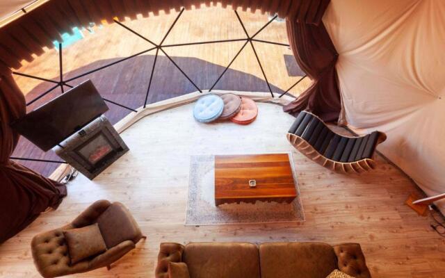 Enchanting Dome With Private Pool in Sapanca
