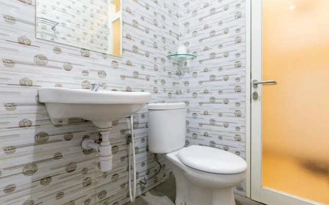 Sans Hotel Rajawali Surabaya