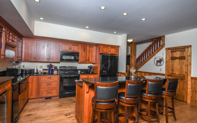 Skydance 5 Bedroom House