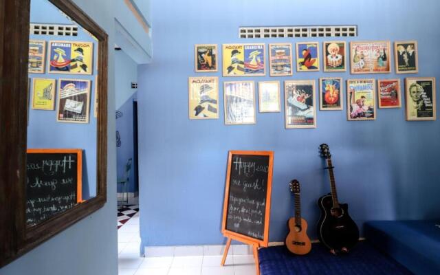 Alexiz Hostel