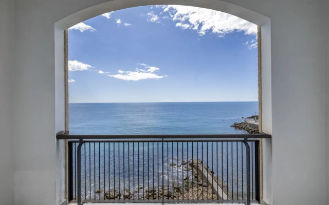 The Sound of the Sea by Wonderful Italy