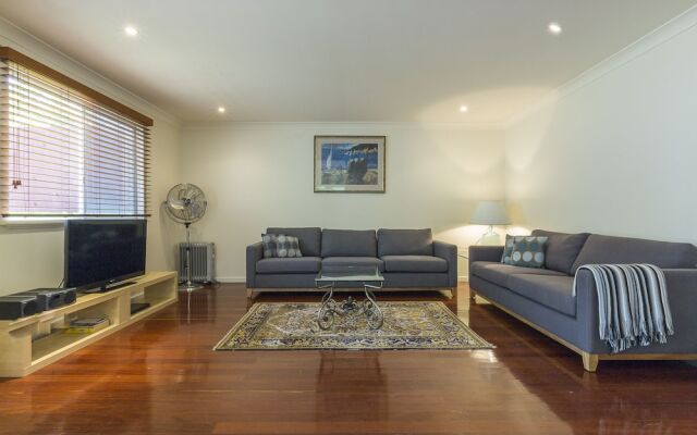 North Cottesloe Cottage