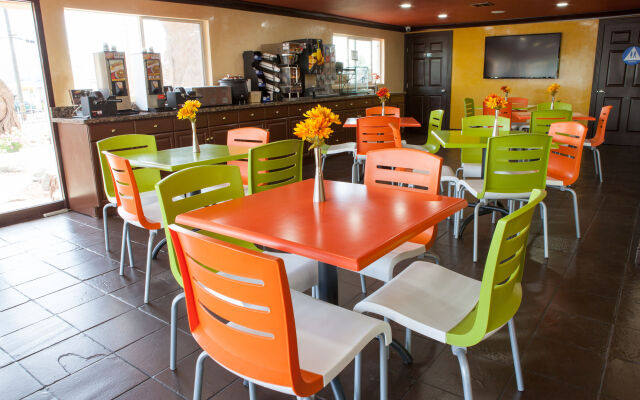 Motel 6 Ukiah, CA - North