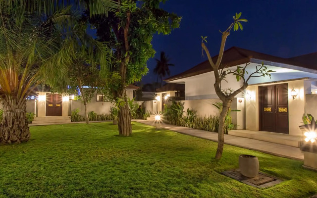 Puri Saron Hotel Baruna Beach Cottages