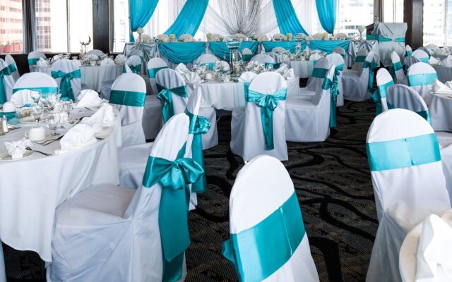 Holiday Inn Express Edmonton Downtown by IHG