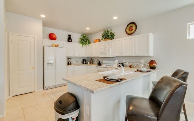 Windstream - 2 Br home by RedAwning