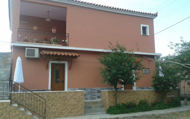 Vassilis Studios