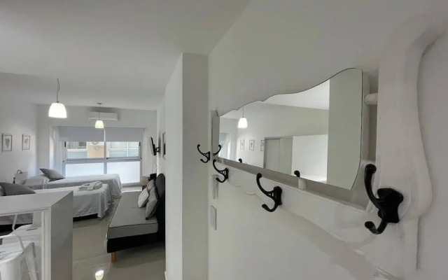 Studio In San Telmo- Paseo De La Cisterna- 529