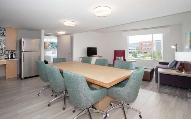 Hilton Garden Inn Omaha Aksarben Village